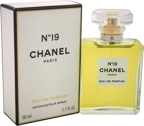 chanel 19 precio|Chanel perfume no 19.